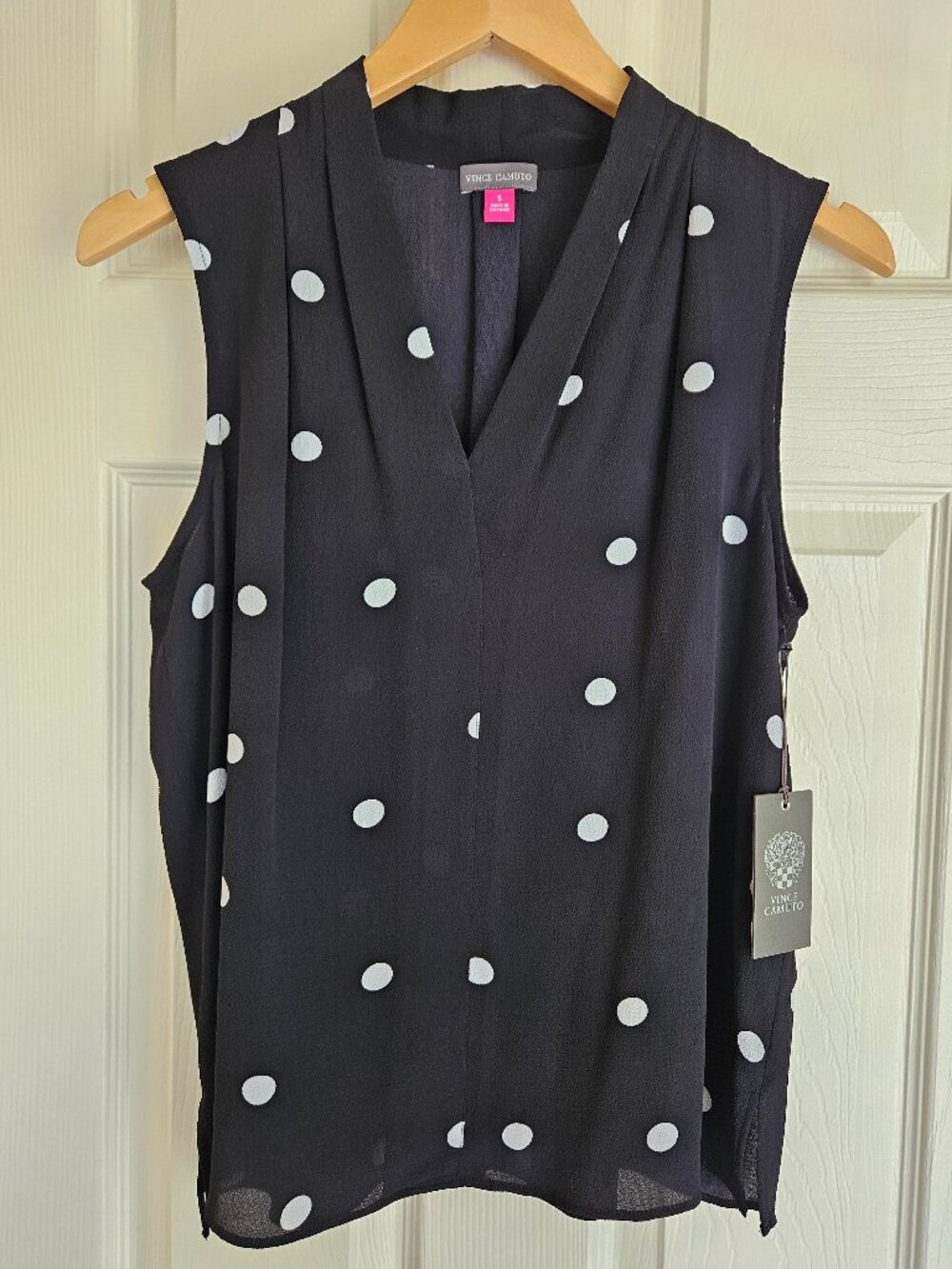 Vince Camuto Polka Dot Inverted Pleat Sleeveless Blouse Small NWT